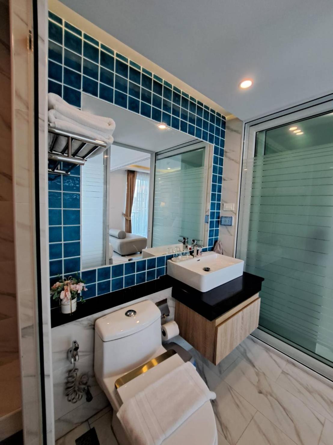 Deco Pattaya Hotel North Pattaya Eksteriør bilde